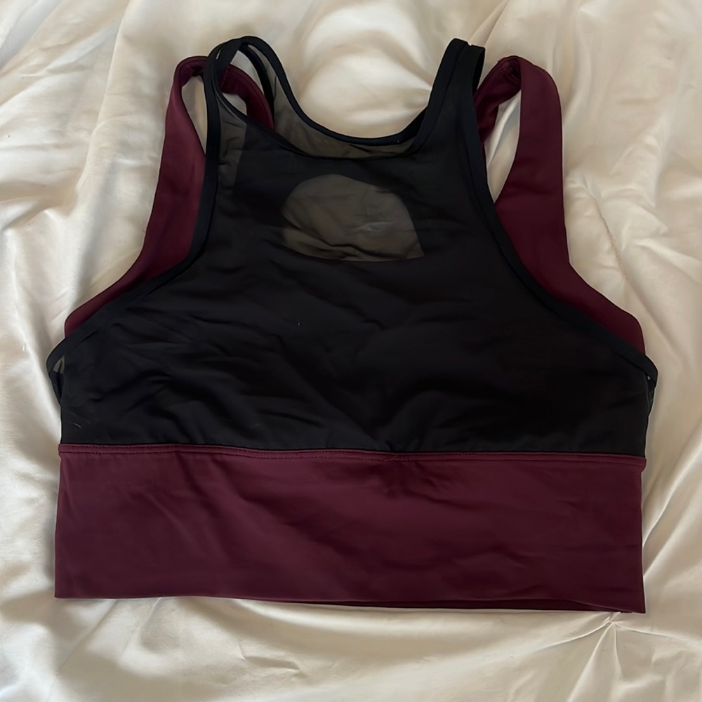 Lululemon sport bra